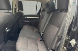 
										Toyota Hilux 2.4 D-4D Invincible 4WD Euro 6 (s/s) 4dr (TSS, 3.5t) full									