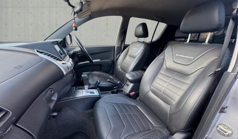 
								Mitsubishi L200 2.5 DI-D Barbarian Auto 4WD Euro 5 4dr (LB) full									