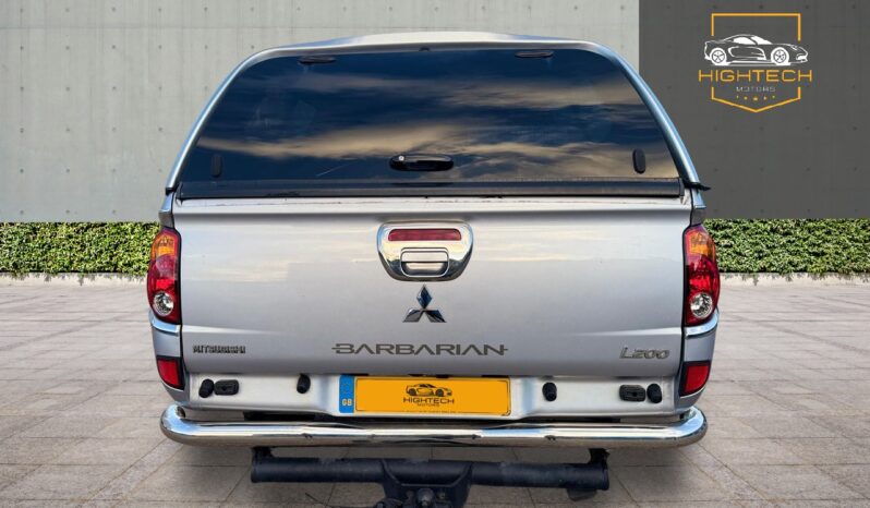 
								Mitsubishi L200 2.5 DI-D Barbarian Auto 4WD Euro 5 4dr (LB) full									