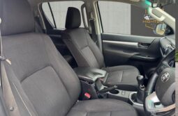 
										Toyota Hilux 2.4 D-4D Invincible 4WD Euro 6 (s/s) 4dr (TSS) full									