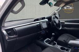 
										Toyota Hilux 2.4 D-4D Invincible 4WD Euro 6 (s/s) 4dr (TSS) full									