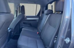 
										Toyota Hilux 2.8 D-4D Invincible Auto 4WD Euro 6 (s/s) 4dr full									