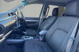 
										Toyota Hilux 2.8 D-4D Invincible Auto 4WD Euro 6 (s/s) 4dr full									