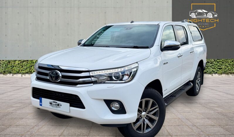 
								Toyota Hilux 2.4 D-4D Invincible 4WD Euro 6 (s/s) 4dr (TSS) full									