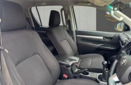 
										Toyota Hilux 2.4 D-4D Invincible 4WD Euro 6 (s/s) 4dr (TSS) full									