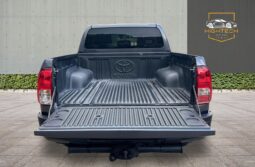 
										Toyota Hilux 2.4 D-4D Invincible X 4WD Euro 6 4dr (TSS) full									