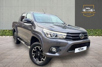 Toyota Hilux 2.4 D-4D Invincible X 4WD Euro 6 4dr (TSS)