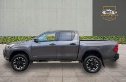 
										Toyota Hilux 2.4 D-4D Invincible X 4WD Euro 6 4dr (TSS) full									