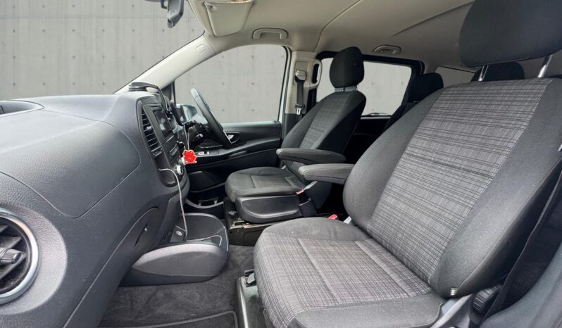 
								Mercedes-Benz Vito 2.1 119 CDI BlueTEC SELECT Tourer G-Tronic+ RWD L2 Euro 6 (s/s) 5dr (LWB) full									