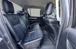 
										Toyota Hilux 2.4 D-4D Invincible X 4WD Euro 6 4dr (TSS) full									