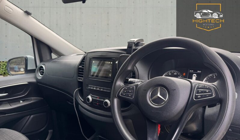 
								Mercedes-Benz Vito 2.1 119 CDI BlueTEC SELECT Tourer G-Tronic+ RWD L2 Euro 6 (s/s) 5dr (LWB) full									