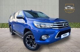 Toyota Hilux 2.4 D-4D Invincible X 4WD Euro 6 (s/s) 4dr (TSS, 3.5t)