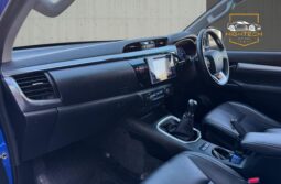 
										Toyota Hilux 2.4 D-4D Invincible X 4WD Euro 6 (s/s) 4dr (TSS, 3.5t) full									