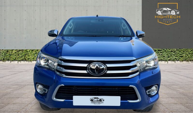 
								Toyota Hilux 2.4 D-4D Invincible X 4WD Euro 6 (s/s) 4dr (TSS, 3.5t) full									