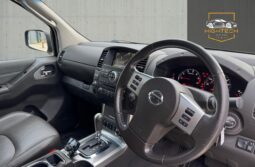 
										Nissan Navara 3.0 dCi V6 Outlaw Auto 4WD Euro 4 4dr full									