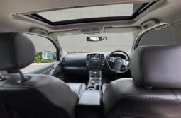 
										Nissan Navara 3.0 dCi V6 Outlaw Auto 4WD Euro 4 4dr full									