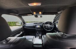 
										Toyota Hilux 2.4 D-4D Invincible X Auto 4WD Euro 6 4dr (TSS, 3.5t) full									